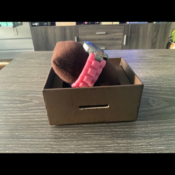 💕Parfois Watch💕 - Picture 2 of 5